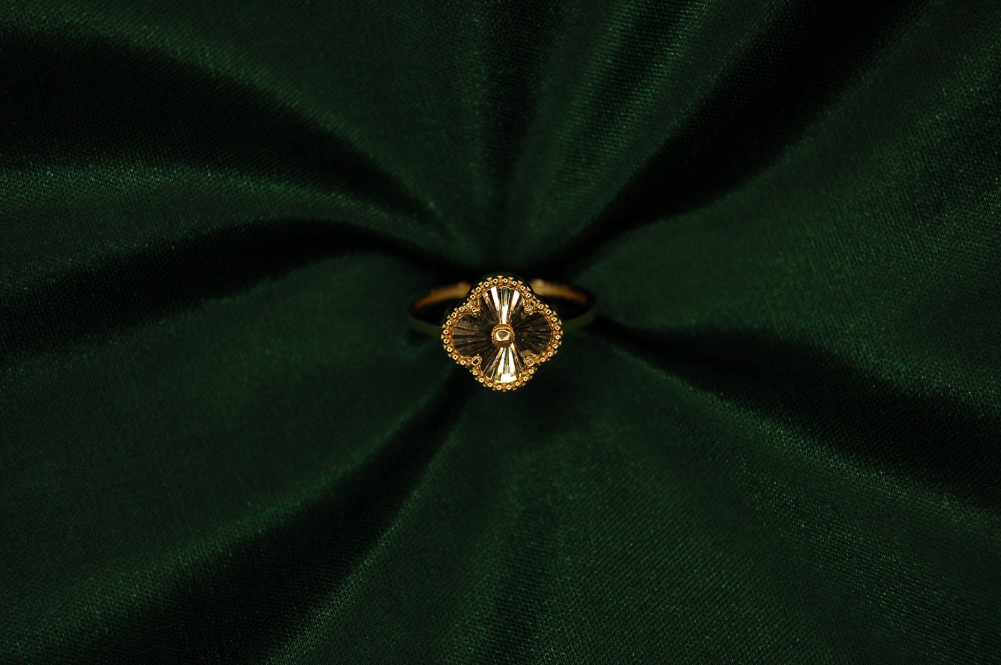 GOUDEN KLAVER DAMES RING