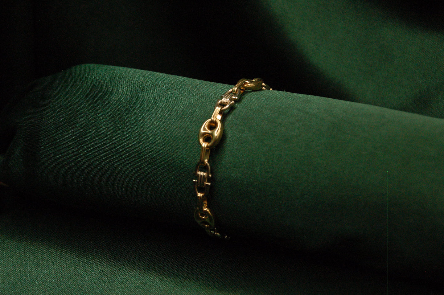 GOUDEN KOFFIE BOON DAMES ARMBAND